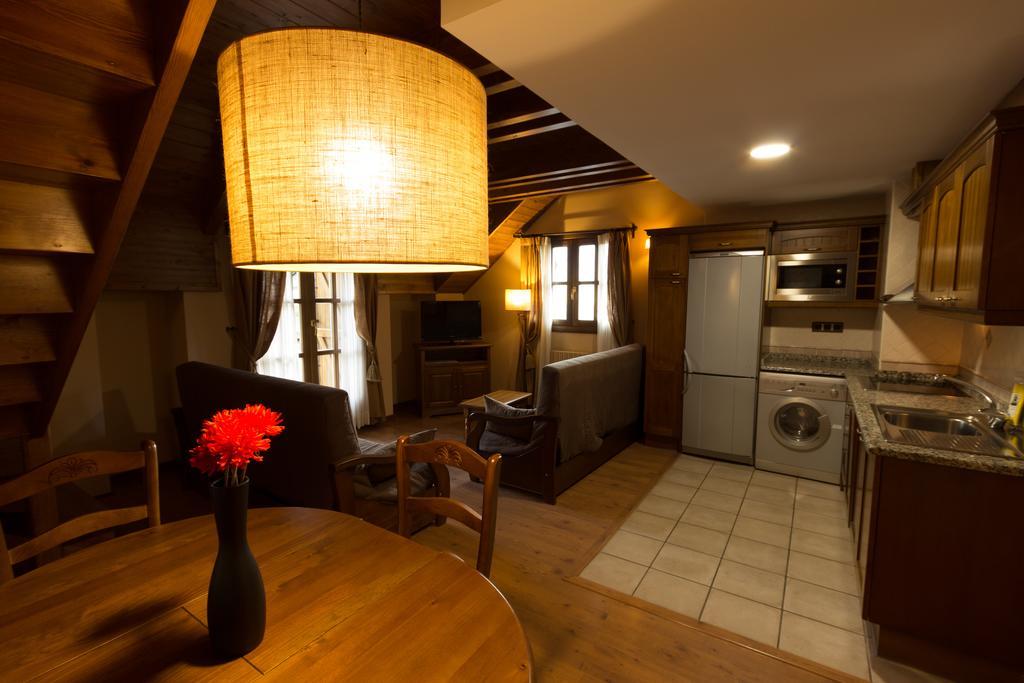 Apartamentos Casa Lavedan تراماكاستيّا دي تينا المظهر الخارجي الصورة