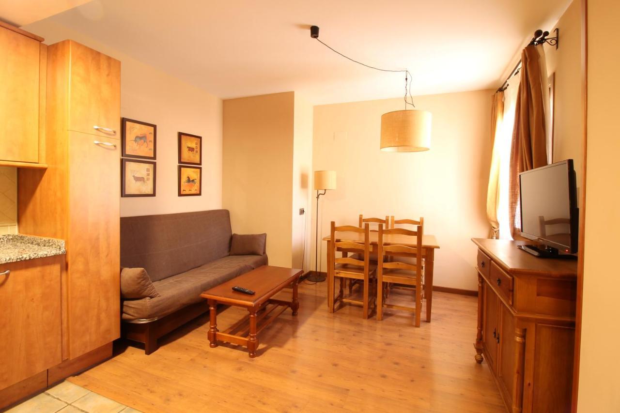 Apartamentos Casa Lavedan تراماكاستيّا دي تينا المظهر الخارجي الصورة